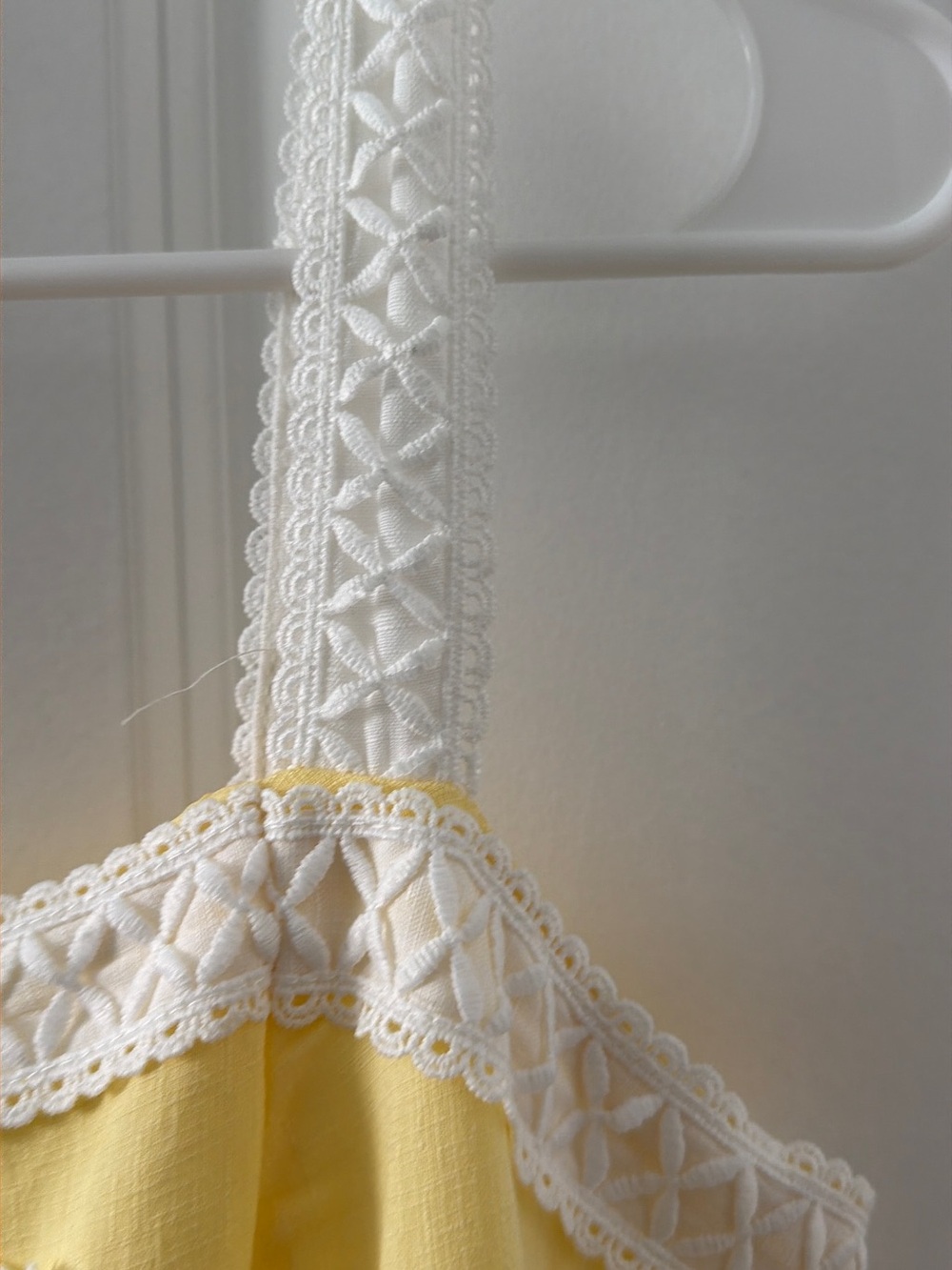 Unique Vintage Barbie yellow & white suburban shopper fit and flare dress - Picture 4 of 7